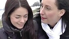 Mature brit pusslicking of a female lesbian