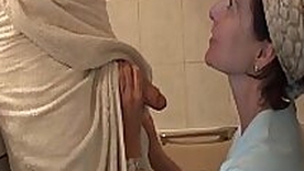 French mom seduces young scrounger relative to big cock and gets analyzed