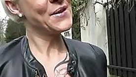 Klara and Isabelle lesbian games with anal pounding