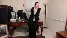 Joclyn Stone flaunts her hairy mature beauty