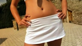 Thai beauty Misty Mild's hand and blowjob skills lead to a cum-filled finale in high definition