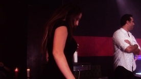 Blonde bombshells in steamy threesome action