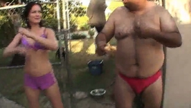 Pamela Princess shares her aloof indoor activities in all directions be passed on neighbors