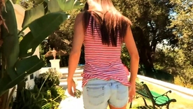 Blonde tornado Brett Rossi's sensual facesitting with big-breasted Celeste Renown in the great doused