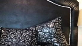 Taylor Knight, make an issue of seductive neighbor, in a unique solo latex performance