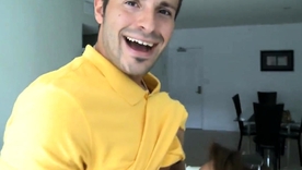 Hip-hopping babe Jamie Valentine shows off her assets in hardcore action