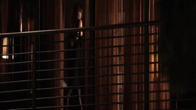 Jennifer Aniston in underwear plus unveil stomach