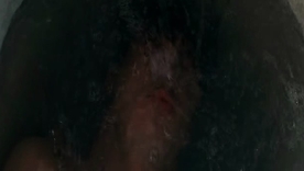 Kate Winslet's nude scene bordering a man by along to bathtub