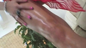 Dasani Lezian's risqué solo show back exposed breasts and intimate area