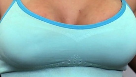 Busty knockout Bella Reese's wild workout