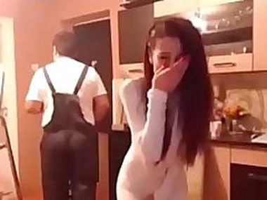 Horny Brunette Seduces Mature Worker And Suck His Cock On WebCam - xvideoxxxus