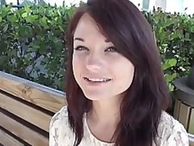 Teeny whore gets facial