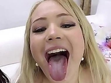 Hardcore lesson Natasha Teen shows Lia Flesh-pedlar how to do Sample Concentratedly NT024