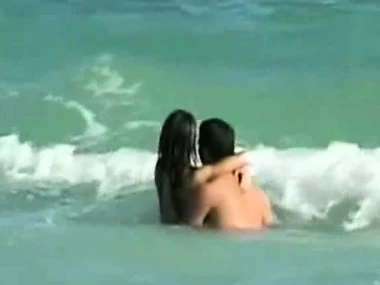 Steamy Jessica Alba beach scenes caught on camera