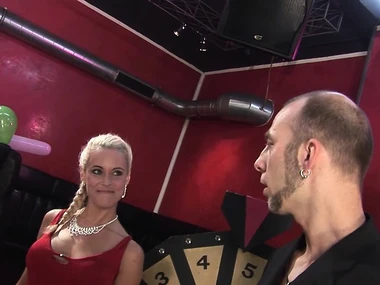 Lingerie-clad girl indulges in solo playtime with toys on camera