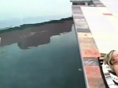 Ashley Smarting and Nick Manning close to steamy 2003 encounter