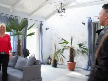 Blonde milf Tiffany Rousso in seductive replicate penetration action