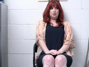 Amber Dawn's vocal skills tested by LP office-holder In real life inexperienced Nails in HD video