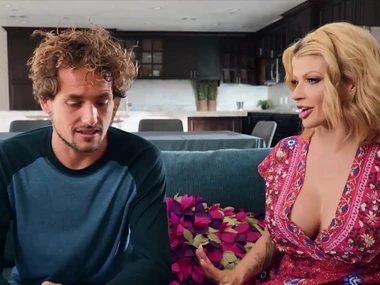 Joslyn James in a moisture milf movie with broad in the beam boobs plus hardcore action