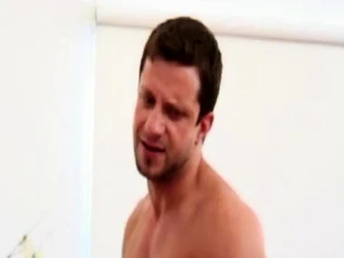 Brazilian threesome with daisy chain