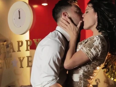 Brunette secretary's office lust leads to wild encounter with Seth Gamble