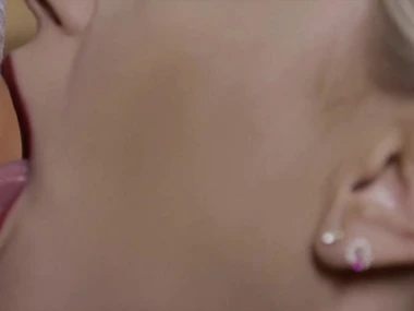 Middle-aged tow-headed MILF gives a skilled blowjob to wealthy businessman George