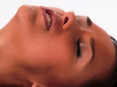 Victoria Sweet's intimate solo session close by voluptuous curves