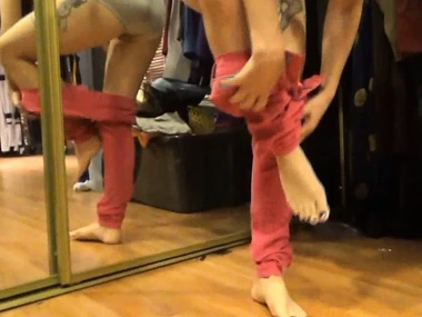 Caroline Drill-hole added to Nyxon's peeing fetish in a taxi