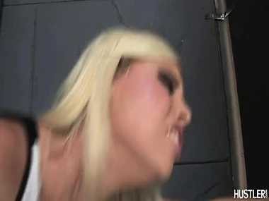 Busty amateur Britney Amber's auto sex adventure with a customer handy a gloryhole