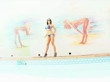 Chanel Preston flaunts her bikini physique in an open-air solo session