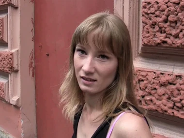 Natalie Heart's sizzling hurl leads to a wild hardcore boxing-match