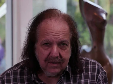 Nikole Richie's broad in the beam ass gets pounded by a huge dick in HD