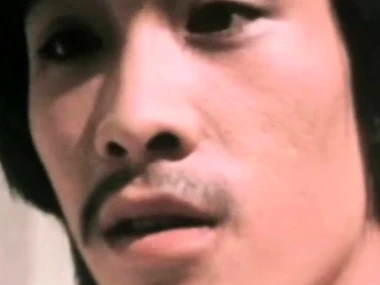 Hairy milf gets amazed wide of Loo Holmes' big cock in hardcore video