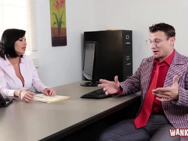 Veronica Avluv's passionate encounter in eradicate affect offices