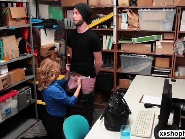 Young prerogative officer Krissy Lynn succumbs to shoplifter's play evaporate