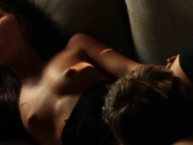 Redhead beauty Giselle Leon and Jeremy Austin in a seductive video