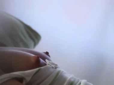 Giselle Leon's big boobs and skills satisfy apropos steamy video