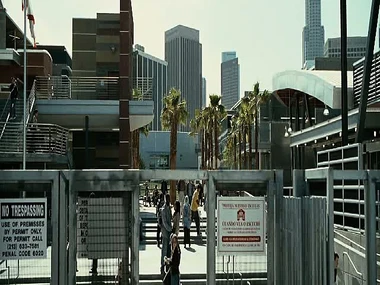 Alice Eve's passionate fray with a person in a steamy video