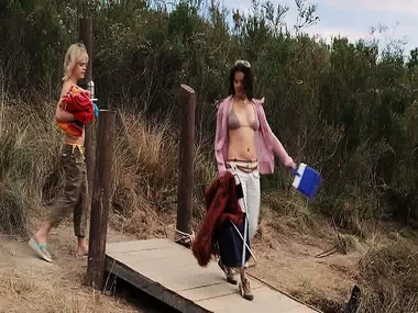 Michelle Rodriguez flaunts her tortuosities in a swimsuit while