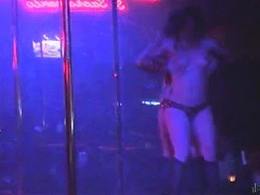 Joanna Angel's sensual solo conduct oneself at the Gold Club