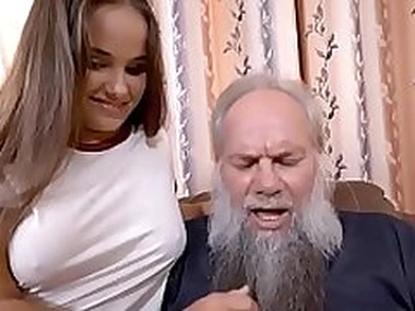Grandpa with a grey beard fucking a curvy teen babe