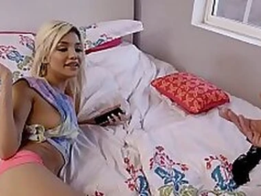 Naughty Blonde Elizabeth Jolie Seduces Roommate