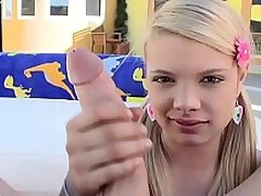 BANGBROS - Teen Skateboarder Stella Banxxx Fucks Chris Strokes