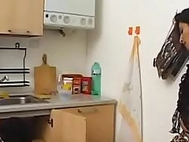 Stocking brunette housewife need sex