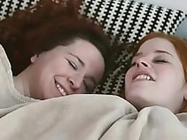 Mormon lesbian eats muff