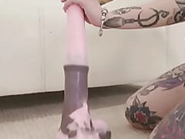 Giada Sgh Tests the Mounting Power Handmade Dildo District L coupled with gets 265cm 104 inches up her ass with Anal Fisting TWT008